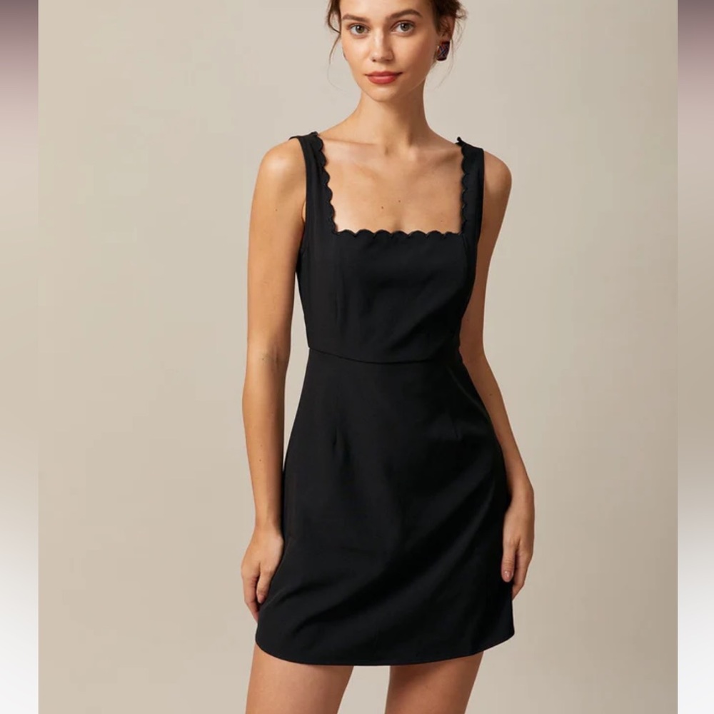 NWT RIHOAS The Black Square Neck Scalloped Mini Dress